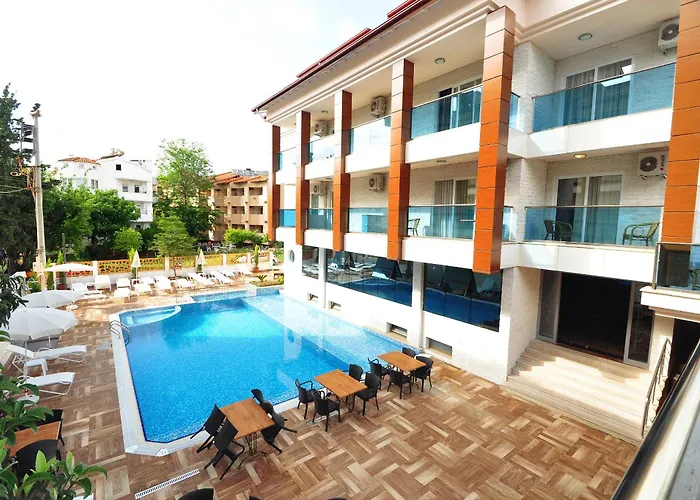 슈프림 말마리스