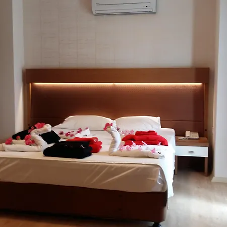 سوبريم فندق مرمريس