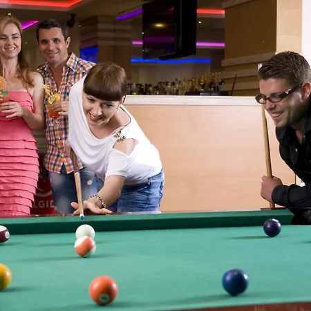 سوبريم فندق 3*