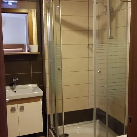 シュープリーム 3*