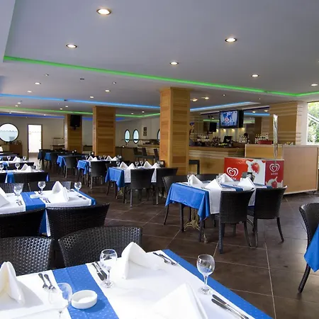 シュープリーム