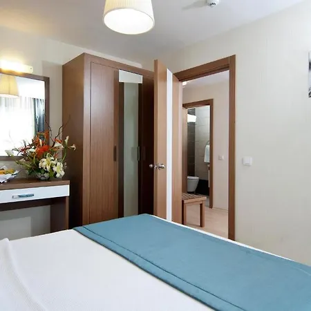 Supreme Hotel 3*
